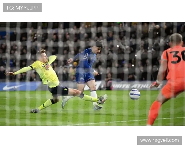 2017年国米与里昂激战回顾：经典对决与精彩瞬间再现