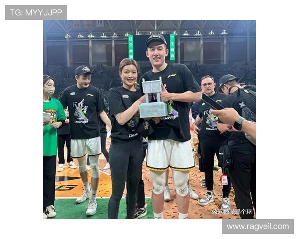 付豪：从默默无闻到耀眼星辰的奋斗之路与人生启示